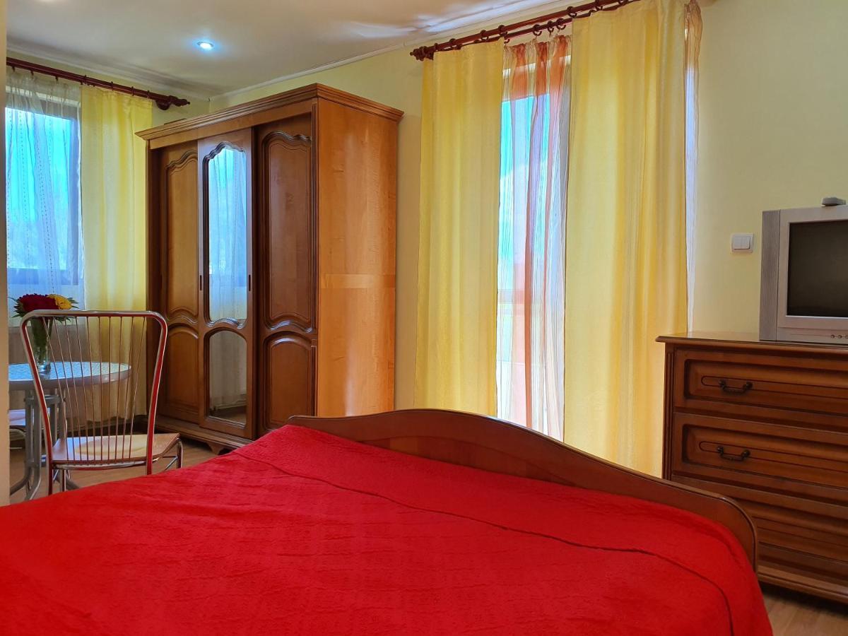 Апартаменты Casa Carpati Зэрнешти Экстерьер фото